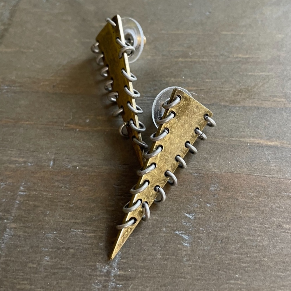 BaubleBar Gold Spike Earrings